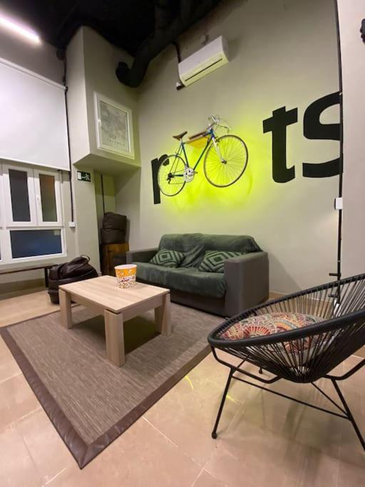 Apartment Ruzafa Roots, 12 Min To Centre, Smart Tv, Wine Valencia Buitenkant foto