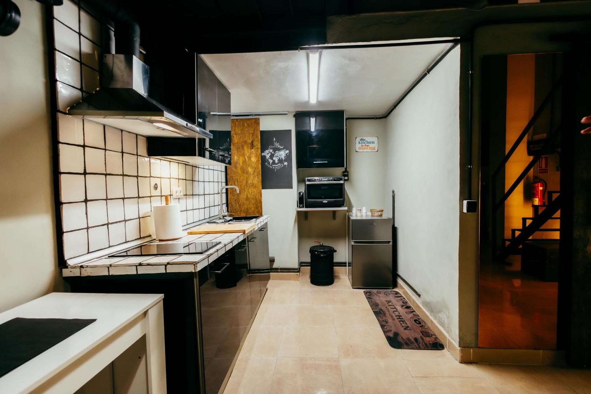 Apartment Ruzafa Roots, 12 Min To Centre, Smart Tv, Wine Valencia Buitenkant foto